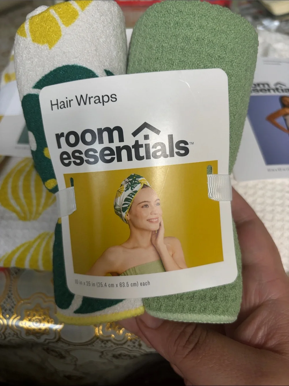 Room Essentials coordinated towel